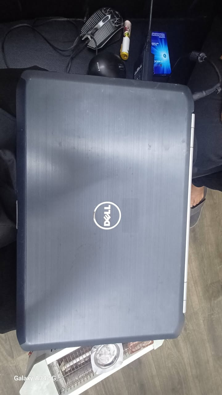 السلام عليكم اني ماعرف بل حاسبات جابولي هاي هديه نقصها بس بطاريه عل كهرباء تشتغل نوعيتها DELL مكفول من الفتح الي تفيده هاذ رقمي وبي وتساب *********** عارضها 100الف وبيها مجال مكاني بغداد
