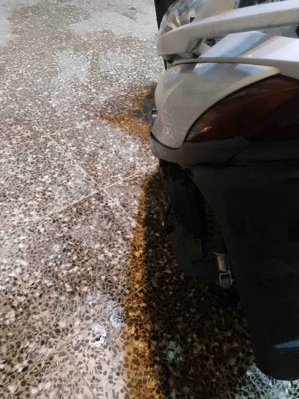 سلام عليكم درجه ماكس 140 بلادي حته الكفرات بلادي كل شغال سلف هندر مكينه شالع معدال   كهربيات شغال وراق كامل مكاني بغداد الشعله سعر ٢٧٥الف ***********
