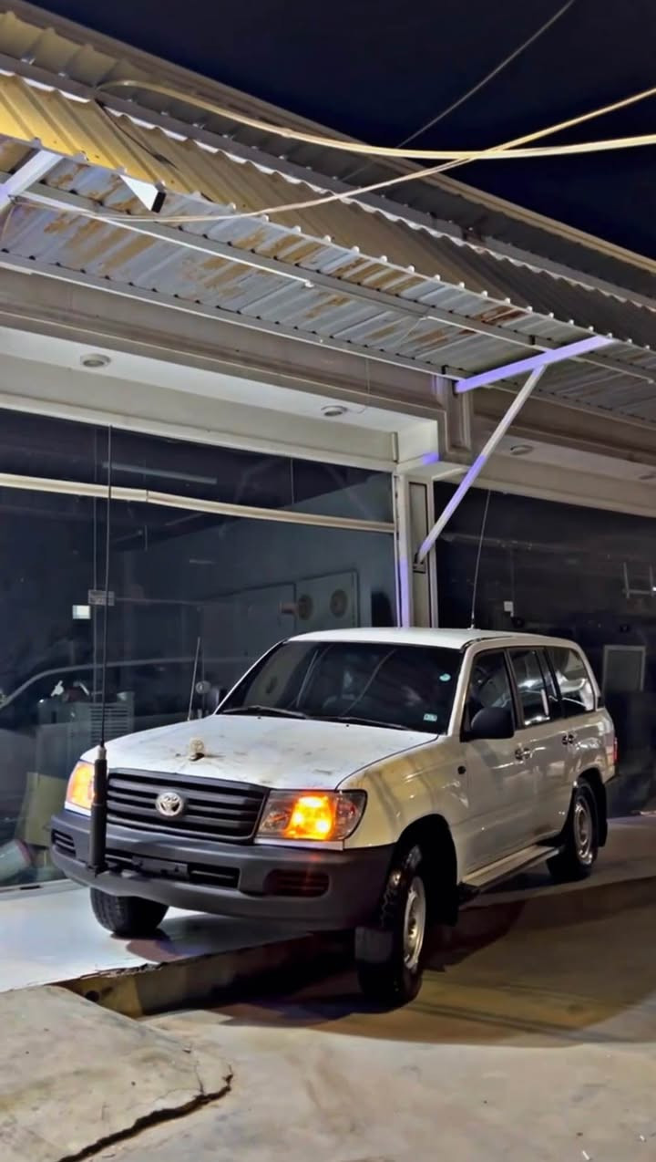 سڵاوی خوای گەورە لە هەموو لایەک مۆنیکا مۆدیل ١٩٩٨ فول عادی سەیارەکی یەکجار جوان سبوغ عام بێ لێدران بە وەرگەڕاو دەیفرۆشم ناو دینگەی جوانە سیستەمی غازی ئیتاڵی بۆ بەستراوە پێش تەبلە چوار تایەو ویل دەلوپ نوێ سوکان لیکسس بۆ بەستراوە گێر مەکینە و دەبڵ ئەکسل بە شەرت سعری ١١٠ وەرەقە و ١٠ وەرەقەش غرامە 
ژ.م *********** أربيل, العراق
