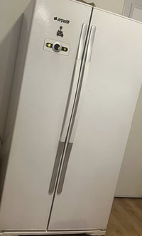 ثلاجة • أجهزة منزلية • قابلة للتفاوض