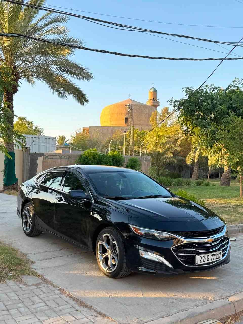 " السلام عليكم "
{ للبيع فقط }

شيفروليه " ماليبو " 🇺🇸

_ موديل { 2020 } 

_لون اسود ميتاليك     

_رقم اربيل سنويه باسمي تحويل مباشر

_مواصفات  " LT1 "

_كامره خلفيه دواره 

_اوتو ستوب 

_ويل حجم 18 ثلجة ❄️ بلادي

_مقعد السائق كهرباء

_مقاعد امامية تدفئة

_بصمه تشغيل وابواب وصندوك

_تشغيل عن بعد 

_لد امامي نهاري

_بگلايت لد طيارة بلادي*

_قطعتين تبريد 

_ تبريد منفصل + تحكم رقمي بلمناخ 

_شاشة كبيرة تدعم نضام ابل كاربلاي + اندرويد اوتو + جميع اعدادات وتحكمات السيارة 

_تحكم ستيرن 

_لايتات اوتو 

_حادث السيارة موضح داخل المنشور جاملغ وباب يعني السيارة قطعتين صبغ فقط والبچم كبس .

_ماشيه 180 الف كيلو متر ( من امريكا ماشية 103 يعني اغلب ممشاها بامريكا ) 

_السيارة جاهزة من تبريد مكينه كير صدر وكهربائيات ومامشتغل اي گلوب بلدشبول 

السعر  { 115 } 

 _مكاني بغداد السيدية 

*********** 📞
