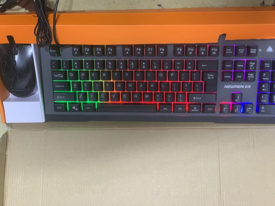 كيبورد +ماوس على اول تم 20الف مع التوصيل


**إذا كنت صاحب هذا الإعلان وتريد حذفه لأي سبب، رجاءا أرسل رسالة إلى الدعم الفني**