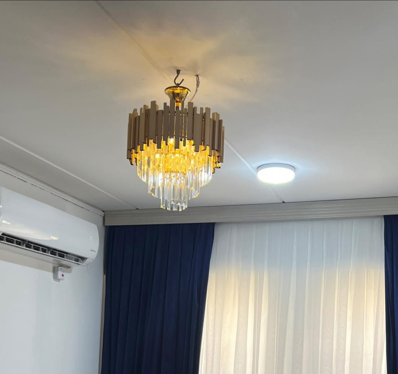 السلام عليكم
برده تفصال جديده كلش ونظيفه مصار فتره من فصلناها ثقيله والتول مبطن دابيعها لان انتقلنه والارتفاع اختلف عدنه 
العرض 3مترات و15سم والارتفاع2 م و65سم هذا التول والبردات الثانيه وياه ترهم ع شقق بسمايه ب65وبيها مجال بسيط للشراي والثريه 40وبيها مجال للشراي 
بردات زيبرا ب10الوحده ترهم ع شقق بسمايه جديده كلش


**إذا كنت صاحب هذا الإعلان وتريد حذفه لأي سبب، رجاءا أرسل رسالة إلى الدعم الفني**