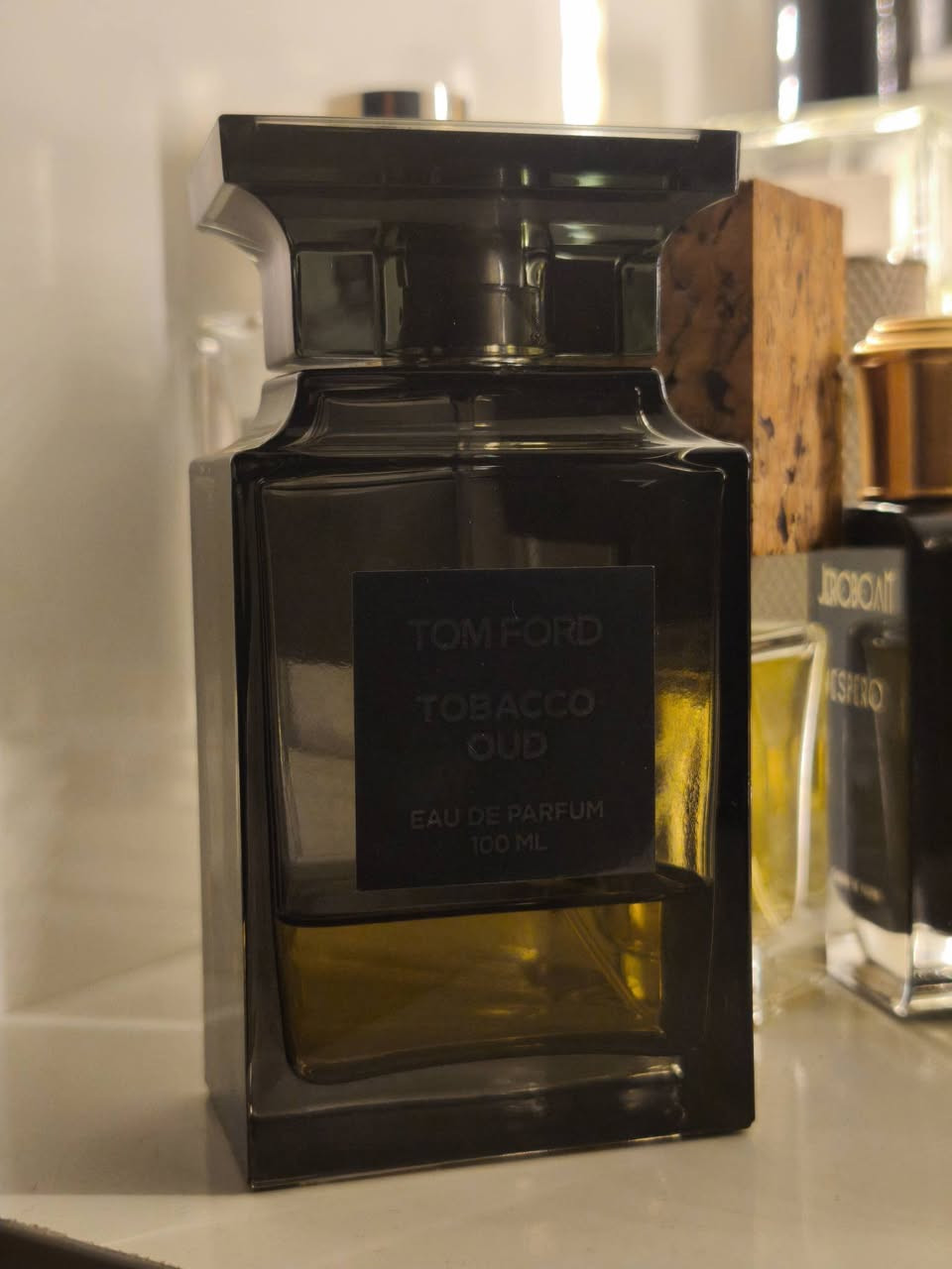 مجموعة عطور للبيع
1- xerjoff p 33 
مستخدم حسب الصورة
140$

2- thameen Regent leather 
مستخدم حسب الصورة 
60$

3- tiziana ternzi kaff
مستخدم حسب التأشير 
65$

4- tom ford tobacco oud
اصدار 2018
متبقي حسب الصورة 
65$

5- guerlain homme edp 
مستخدم حسب الصورة 
20$

6- korloff Addiction Petale
ع خط فلو ناركوتيك 
مستخدم حسب التأشير 
40$

7- armani code sport 
مقطوع الانتاج 
مستخدم لحد التاشير 
السعر 40$

8- eau sauvage parfum 17 
اصدار 18 
متسخدم حسب الصورة 
105$


**إذا كنت صاحب هذا الإعلان وتريد حذفه لأي سبب، رجاءا أرسل رسالة إلى الدعم الفني**