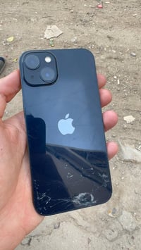 🔥 للبيع iPhone 13 عادي 🔥  📱 نموذج M 🔋 البطارية 75% 🖥️ شاشة أصلية من Ap...
