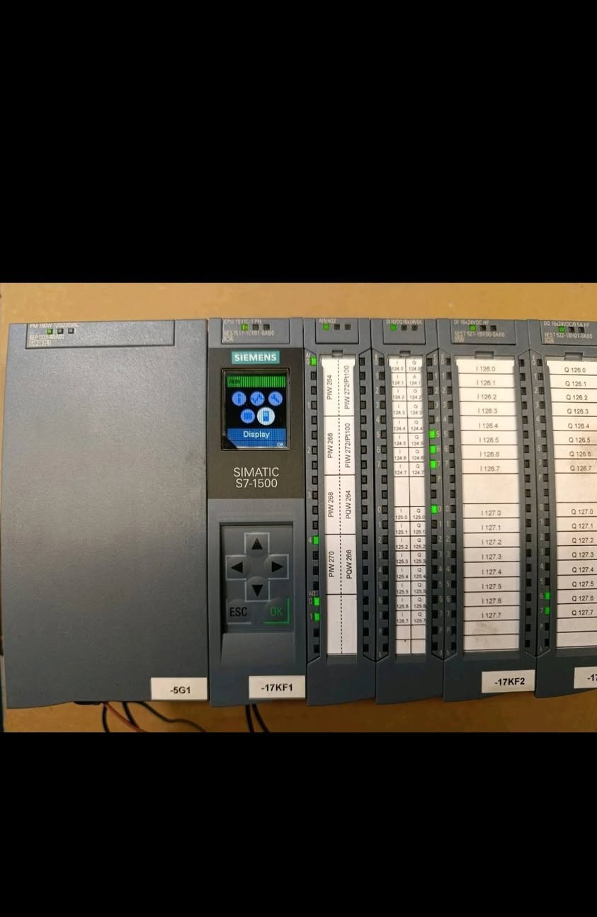 منظومة Siemens SIMATIC S7-1500 PLC للبيع

CPU 1511C-1 PN
رقم الموديل:
6ES7 511-1CK01-0AB0

- Power Supply
- DI / DQ / AI مدمجة
- PROFINET
- Tested 100%
- حالة ممتازة
- مناسبة للمصانع وخطوط الإنتاج والسيطرة الصناعية

السعر:
3000$


**إذا كنت صاحب هذا الإعلان وتريد حذفه لأي سبب، رجاءا أرسل رسالة إلى الدعم الفني**