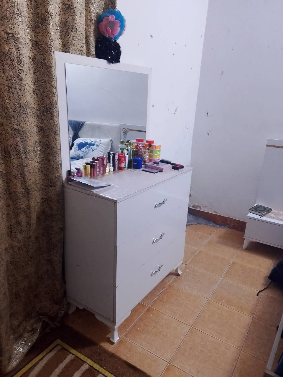 السلام عليكم غرفه تركيه للبيع السعر 350وبيه مجال  خمس قطع  العنوان التأميم القادسيه الثانيه


**إذا كنت صاحب هذا الإعلان وتريد حذفه لأي سبب، رجاءا أرسل رسالة إلى الدعم الفني**