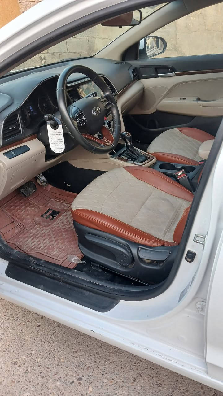 سلام عليكم النترا للبيع موديل ١٩ فول ***********
