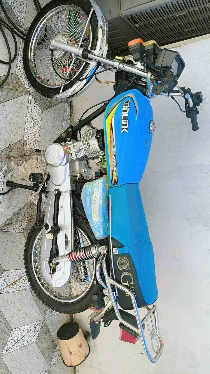 الوحش سونيك الأصلي ابو الختم حفر موديل 2023 دراجة طالعة بسنة 2025 زيرو شوفت عينكم نفس النضافه مكفولة من كلشي اوراق اصلية كاملة بأسمي من الوكيل شرط بوجهك للترقيم دشبول الكتروني اشاير لد لايت زنون مكاني بشطرة الشراي بخدمته السعر850
***********
واتس
