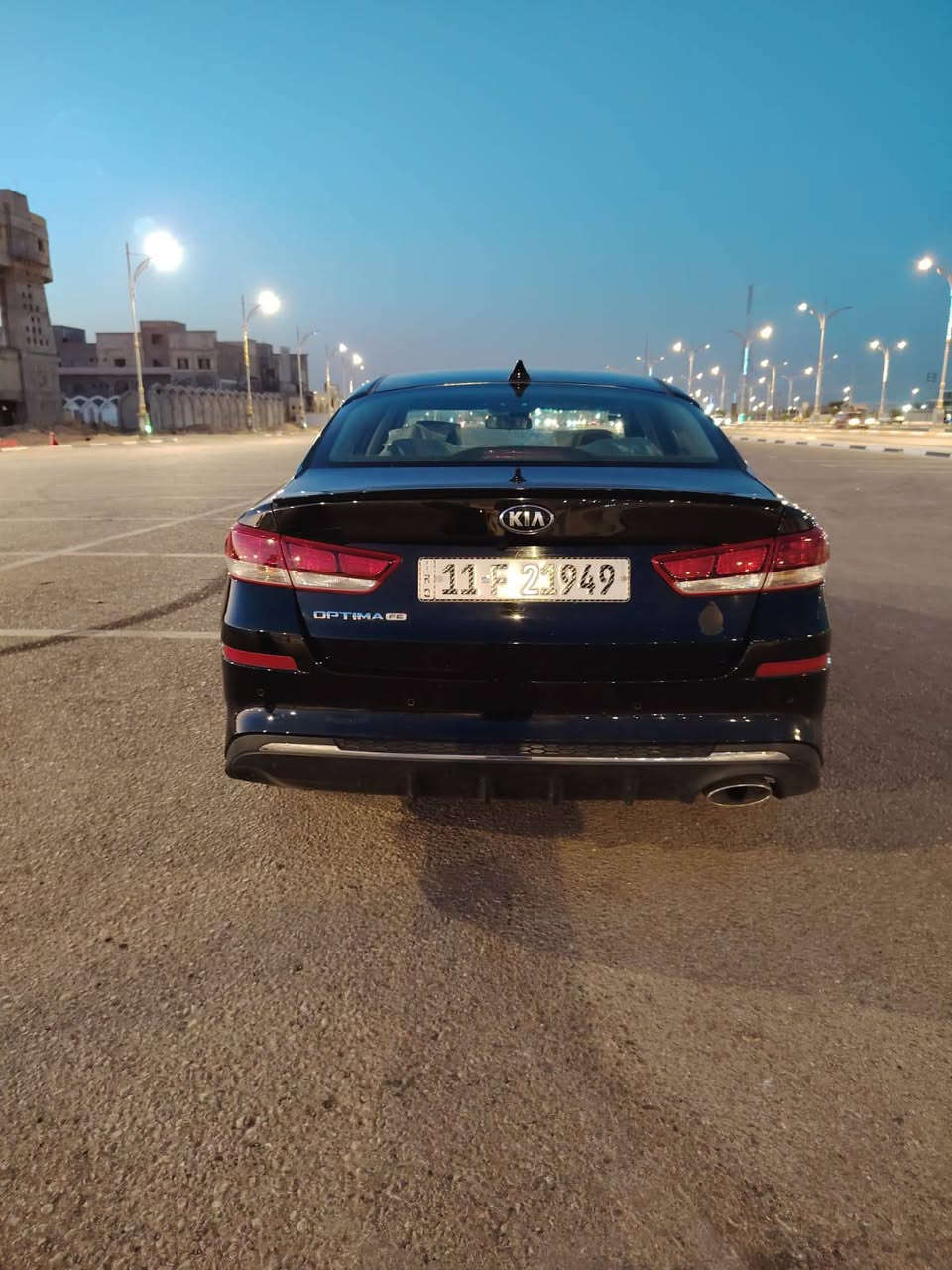 السلام عليكم سياره نوع اوبتيما وارد امريكي موديل 2019 تحكم استيىرن جهتين لادار حساس أمامي خلفي  شاشه جبيره دوره كير مكينه حداديه تبريد قطعتين خير من الله بها قطعه ونص كلير بدون داخل العنوان كربلاء السعر 118 وبيها مجال حك الجيه رقم الهاتف ***********

