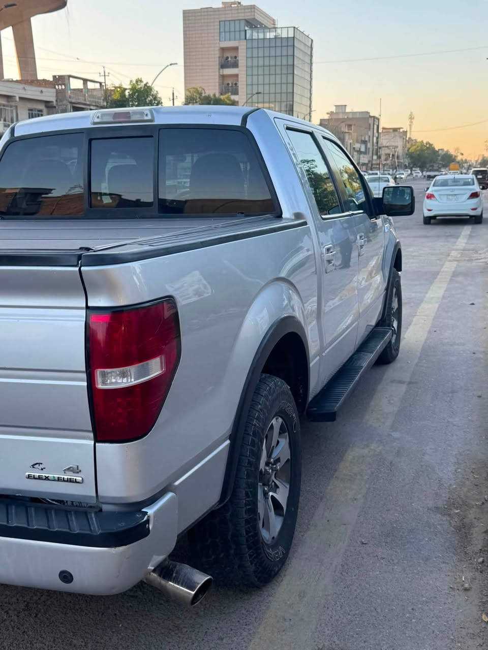 فورد F150 رقم سليمانية انكليزي الجديد بااسمي تحويل ثاني يوم
فول مواصفات فتحة سقف حساسات خلفي 

مكفولة كفالة عامة من الدعامية للدعامية ((خليجي)) عدى شخط بسيط وموضح بالصور

كير مكينة مكفولة اكسل مكفول منظومة زنون بلاد شركة السيارة احلى من الصور 

منظومة عاز 80لتر جديدة 

تخم تاير جبلي جديد 

السعر 175 وبيه مجال 

للاستفسار ‭***********‬

مكانه بغداد حي القاهرة
