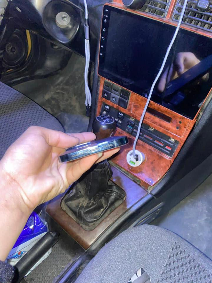 سلام عليكم آيفون ١٢برو ماكس الجهاز وتر بلادي مامفتوح ذاكره ٢٥٦ بطاريه ٧٨الجهاز زلغ مآبي السعر ٤٥٠ وبي مجال بسيط مكان بغداد ***********   واتساب فقط
