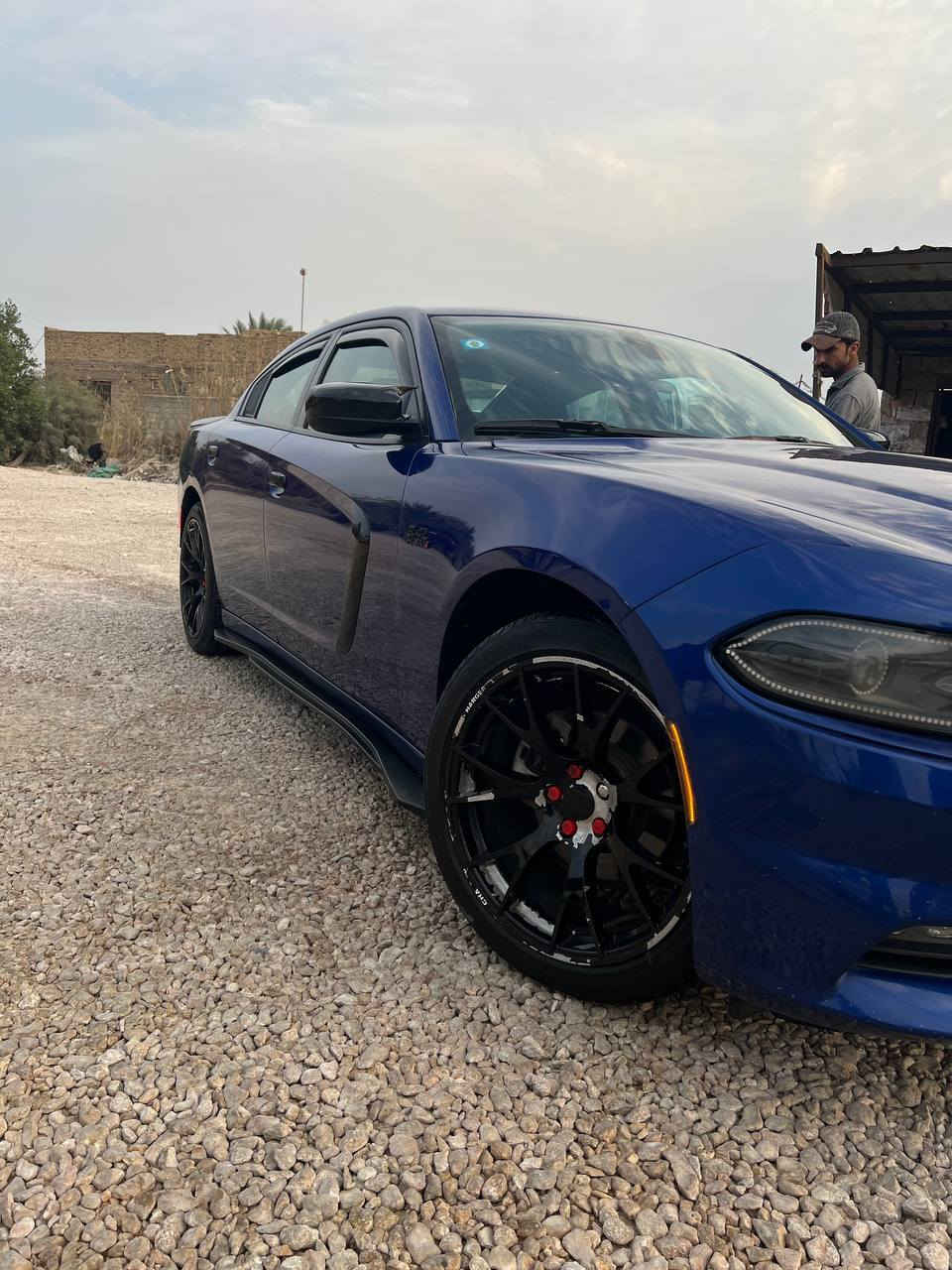 السلام عليكم للبيع جارجر xt موديل 2020 رقم بغداد بسمي السياره بدون ايرباك بدون شاصي فقط الجاملغ نفسه مسوينه ومصبوغ وحافت البنيد بيه صبغ قليل السياره جديده و جاهزه من كلشي وصور الحادث مرفقه بلمنشور مكاني الديوانيه
***********
