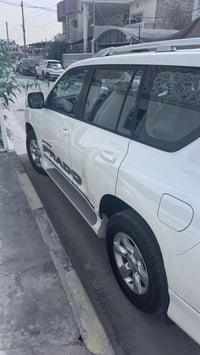 حبايب طبعن من رخصت الادمن ابرادو موديل 2016السياره نضيفه كلش وكاله سرد...