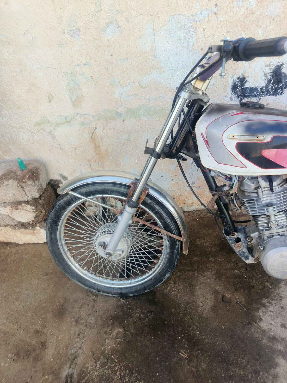 السلام عليكم بارت للبيع رياضي محرك معمر جديد كلجات عينه جدد وياله نضافه فول نشاط شرط
ضفيره جديده الشراي يتصل ***********
سعر 180بي مجال
