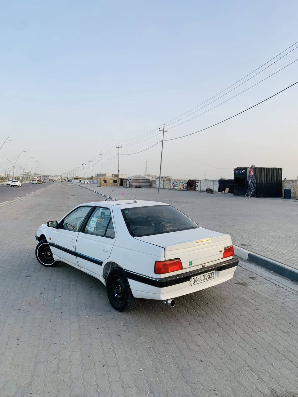 يالله
سلام عليكم
بيجو 405
موديل 2012
كير مكينه حداد خير من الله
تخم تاير جديد
باتري سلف دينكو جديد
كهربايات كله شغاله
كفاله ضربه وتبديل
مصبوغه حزام جماليه
سياره جاهزه للخير
رقم نكليزي مصفر غرمات
تحويل ثاني يوم
دواخل جديد
للبيع السعر 33
بيه مجال بسيط كلش
العنوان بصره ابو الخصيب 
تواصل ***********
