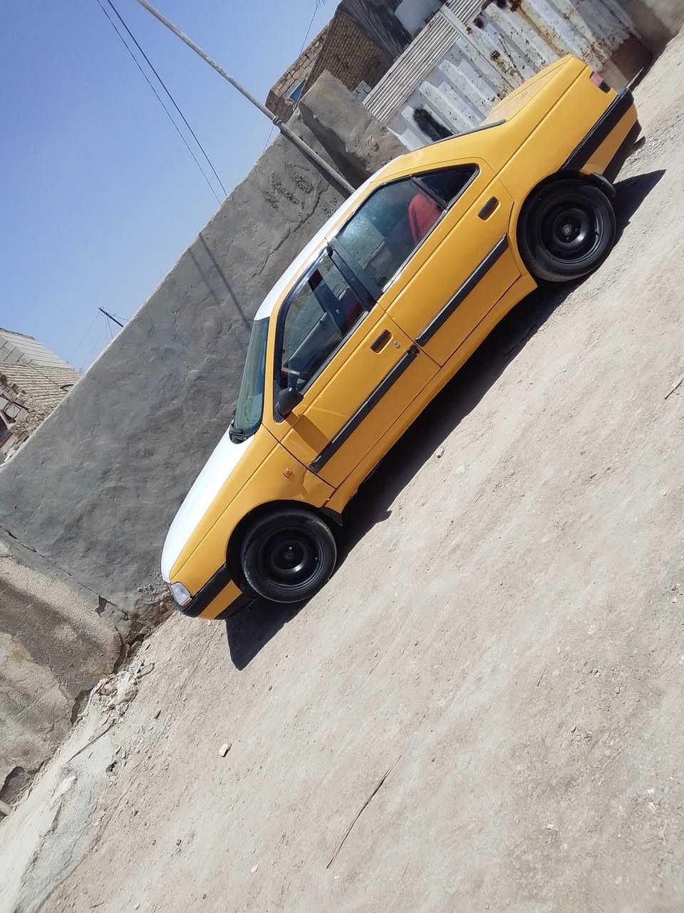 يا الله  للبيع 4005 رقم بغداد مالك بغداد تحويل مباشر شرط سياره حلوه مال  جناي  مطلوبه غرامه 6 ورقات ينزلن من اسعر هيئه مصفره مكينه وكير حداديه كفاله مكان سياره حله حي نادر
اسعر 22 بيه مجال ***********
