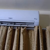 عندي ميز طعام صاج مع 6كراسي نضيف وسبلت طن ونص توسوت انفيرتر مع نص تخم ...