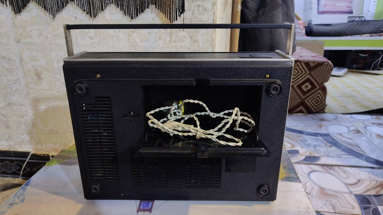 السعر 150 معا التوصيل استيراد الكويت جدا نضيف


**إذا كنت صاحب هذا الإعلان وتريد حذفه لأي سبب، رجاءا أرسل رسالة إلى الدعم الفني**