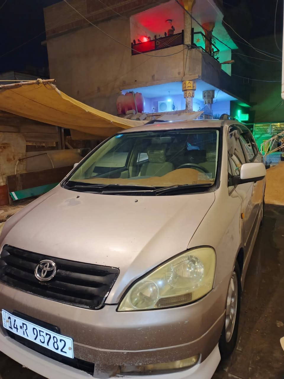 يا الله سلام عليكم سياره ابصم موديل 2001 اصل سياره مكينه كير حداديه نص روح تخم تاير بيها السياره باتري جديد كهربائياته كلها شغاله السياره  بيها مبدله مدكر باليابان وبيها شبر داخل سعر السياره 100 وبيها مجال المكان المعقل دور الهنديه قرب كليه شط العرب*********** البصرة, العراق
