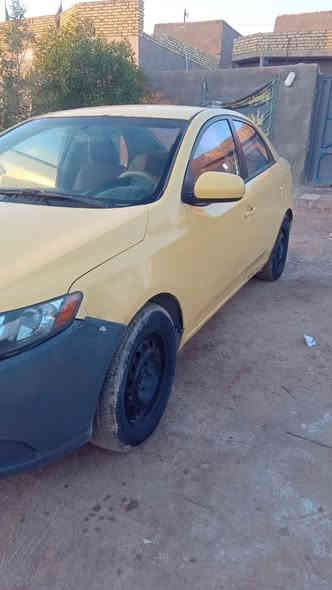 سلام عليكم كيا سيراتو البيع موديل2013 سنويه تنتهي ب27تريد وكاله أو تحويل مضموضات سياره جديده مكينه كير حداديه تخم تاير جداد  تبريد  تدفه ابدون ضربه دخليه شوصي الغود تكم لقماره مكفولت السعر 80 وبيه مجال لشراي الستفسار على رقم مامتوجد على نت مكان السياره الناصريه قضاء الغراف  ***********
