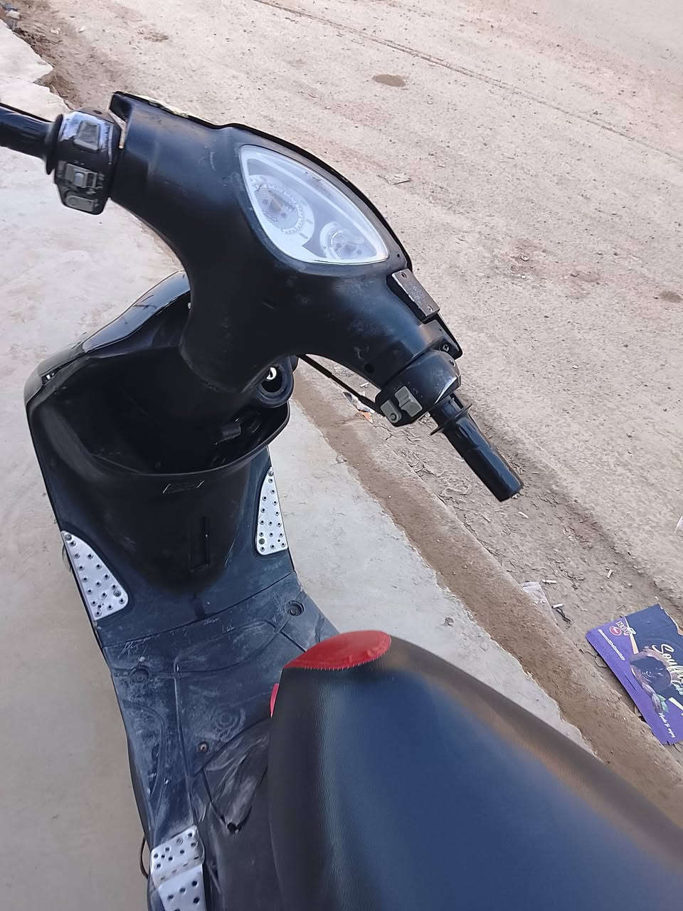 السلام عليكم دراجه معروضه للبيع دراجه حلوه لسعر 650 وبيها مجال العنوان بغداد الدوره  التواصل على هذا الرقم ***********
