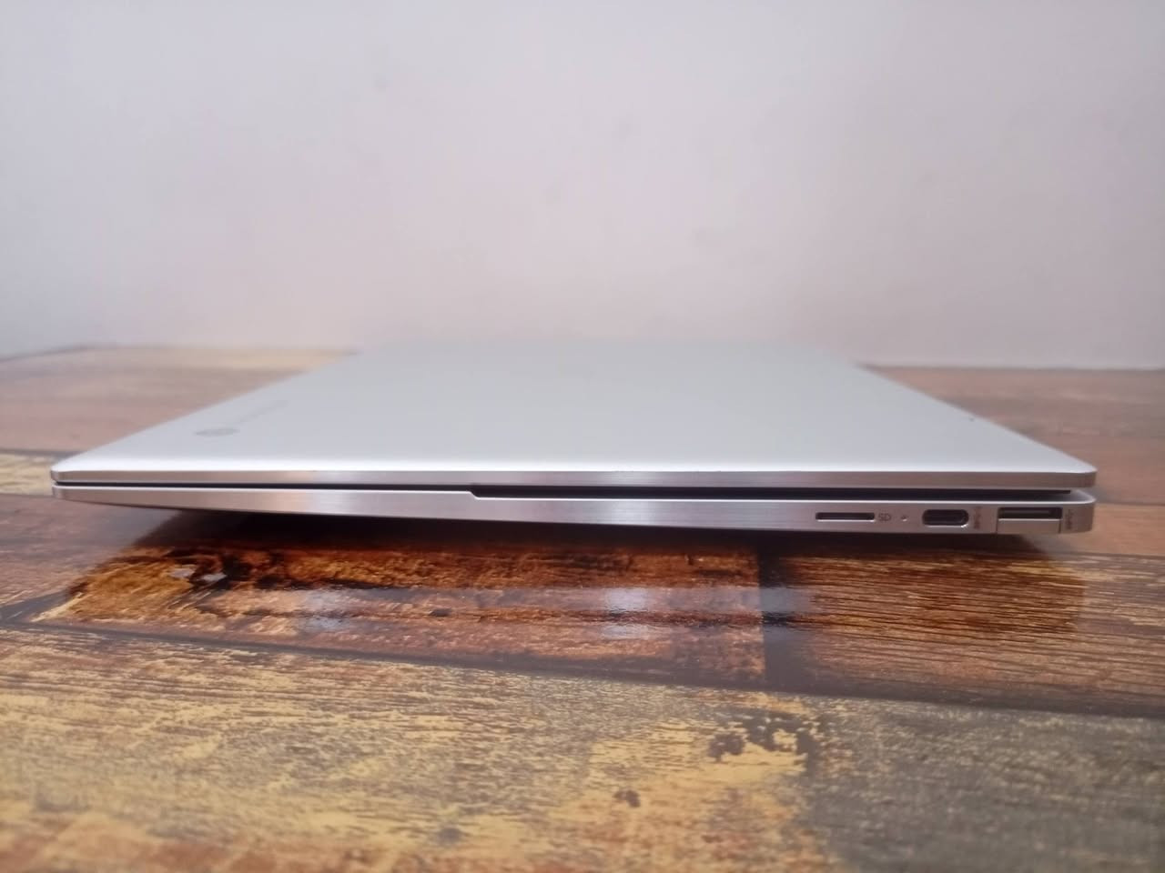 لابتوب hp 
المواصفات 
Ci7 جيل 10 
الحجم 13.6 انش 
دقه FHD
الذاكره 128 ssd 
رام 16 
(الذاكره قابله للزياده) 
النظام وندوز 11 pro 
اللابتوب قلاب 360 درجه سلم 
و الشاشه لمس
الجهاز نظيف مابي اي كسر او شخط 
يجي ويا الشاحنه و الكارتون و الشنطه الخاصه بي 
مع ماوس مكتبي عادي 
و نوافذه موضحه بالصوره 
السعر: 450 و فيه مجال بسيط للشراي
المكان بغداد الكرخ كفائات السيديه 
التواصل ماسنجر 
او على الرقم ***********
