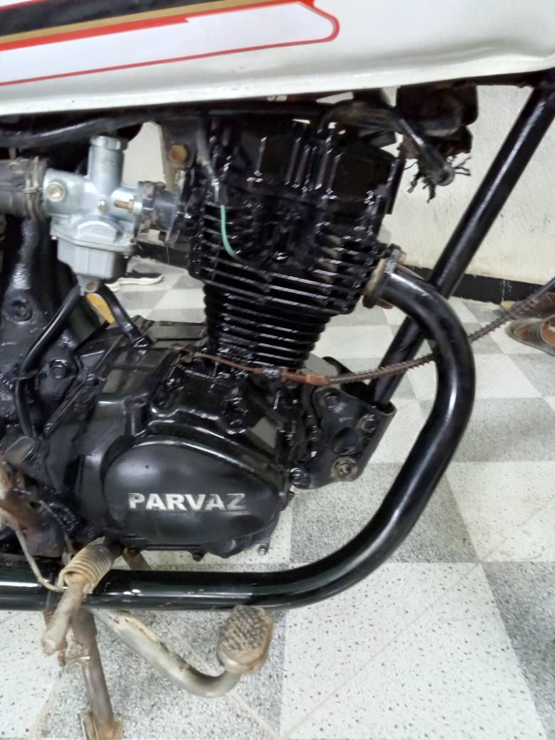 سلام عليكم دراجة يراني  دراجه مكفوله  مكينه ما مفتوحه سعر 275وبيه مجال قليل رقم تليفون *********** البصرة, العراق
