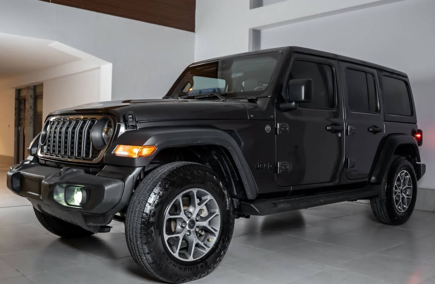 جيب رانكلر 2024 محرك 2.0 Turbo
ماشيه 31,845 mile
مواصفات سبورت
بدون دعم
مواصفات امريكي

🟪 السعر  :: الطلب في التعليقات ويوصلك مباشرة ✍️ 📩

مكينة كير مكفولات بشرط
سياره حيل حلوة ونظيفة 
ماتحتاج مصرف جاهزة من كلشي

رقم صاحب سيارة
***********
