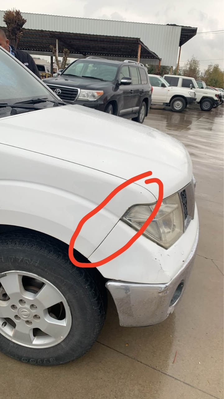 (Navara)ناڤارا مۆدێل ٢٠١٤
 ***********
سەنەوی تا ٢٠٢٧
گێروو مەکینە بەشەرت 
یەک بست بۆیاغی هەیە
*********** السليمانية, العراق
