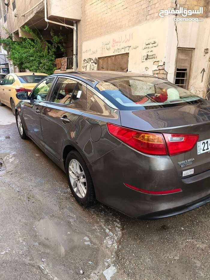 كيا اوبتيما موديل 2015 خليجي محرك 2000 بيها قطعتين صبغ باب خلفي وجاملغ امامي بدون دواخل سيارة حلوة داخلها نظيف جدا تبريد ممتاز سعر 117 وبي مجال مكان السيارة بغداد للتواصل *********** -
***********
