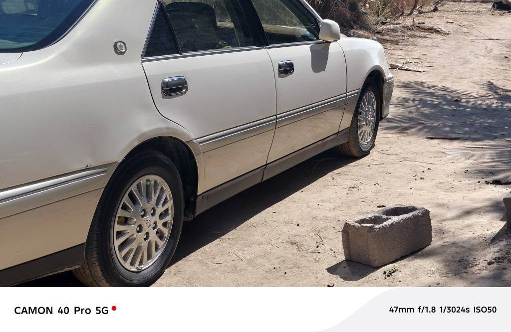 سلام عليكم ملكه كص جنطه سياره جاهزه مكينه وكير وحداديه تخم تاير كارتون مكينه فيفيتي انسه الصرف متوم نكليزي طبق الأصل تبريد ثلج لايتات جدد توني شادهن سياره جديده مال  جناي سعرها 34وبيها مجال قليل مكاني ناصريه مركز  ***********
