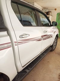 هايلوكس • ٢٠٢٥ • ٩ كم