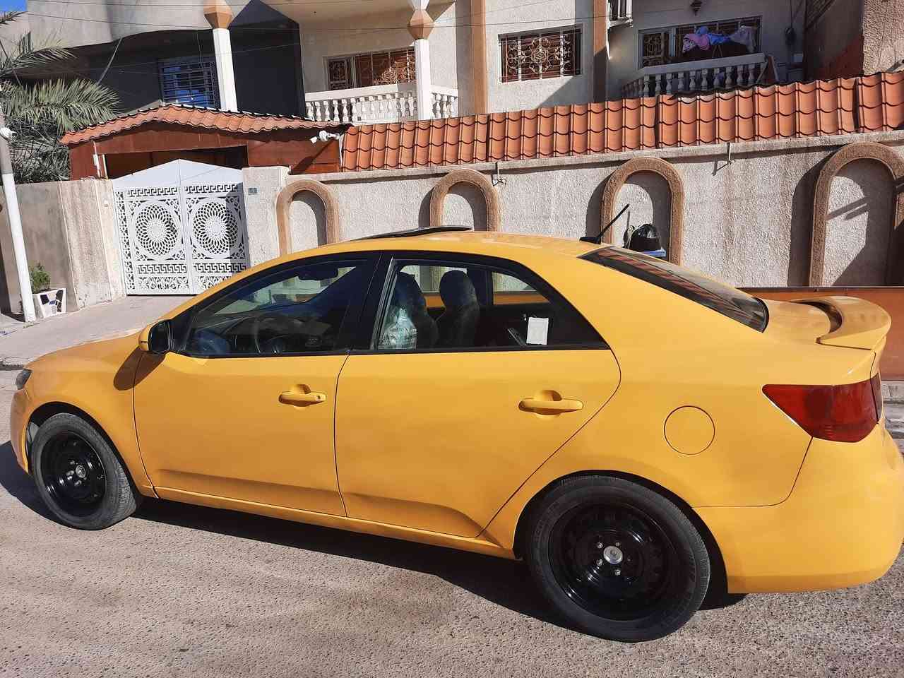 كيا فورتي ٢٠١٢ اجره جاملغ خلفي بدون دواخل بدون ايرباك تحتوي على منظومة غاز السياره كير اوتوماتيك 
سلايد روف
كشنات جلد
تدفئ بالكشنات الاماميه 
تحكمات ستيرن 
شفتات ستيرن
تبريد شغال
حداديه جديده
شايل بلمري 
رقم بغداد
مطلوب سعر ٩٠ورقة
الدورة المهدية الثانيه
رقم الهاتف ***********
رقم ثاني ***********
سياره بأسمي تحويل ثاني يوم
