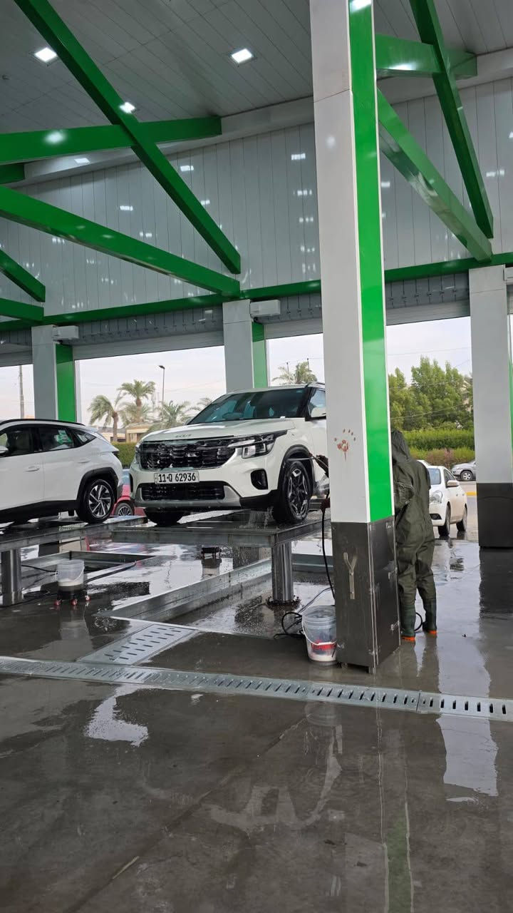 كيا سليتوس 2024 نضيفه استخدام نسائي مواصفات كوريه خليجي بيها حساسات خلفي امامي كامره خلفي تبريد شاشه ٤ ايرباكات لدات نهاري تبريد قطعتين شاشه ابل كار بلي اندرويد مودات  قياده اضائه داخليه مرقم بغداد ثاني يوم تحويل ٠ غرامات ماشيه ١٣٠٠٠ بانزين محسن دهن كله اغله نوعيه السعر17٫500دولار وبيها مجال  العنوان بغداد شارع فلسطين للتواصل ***********
