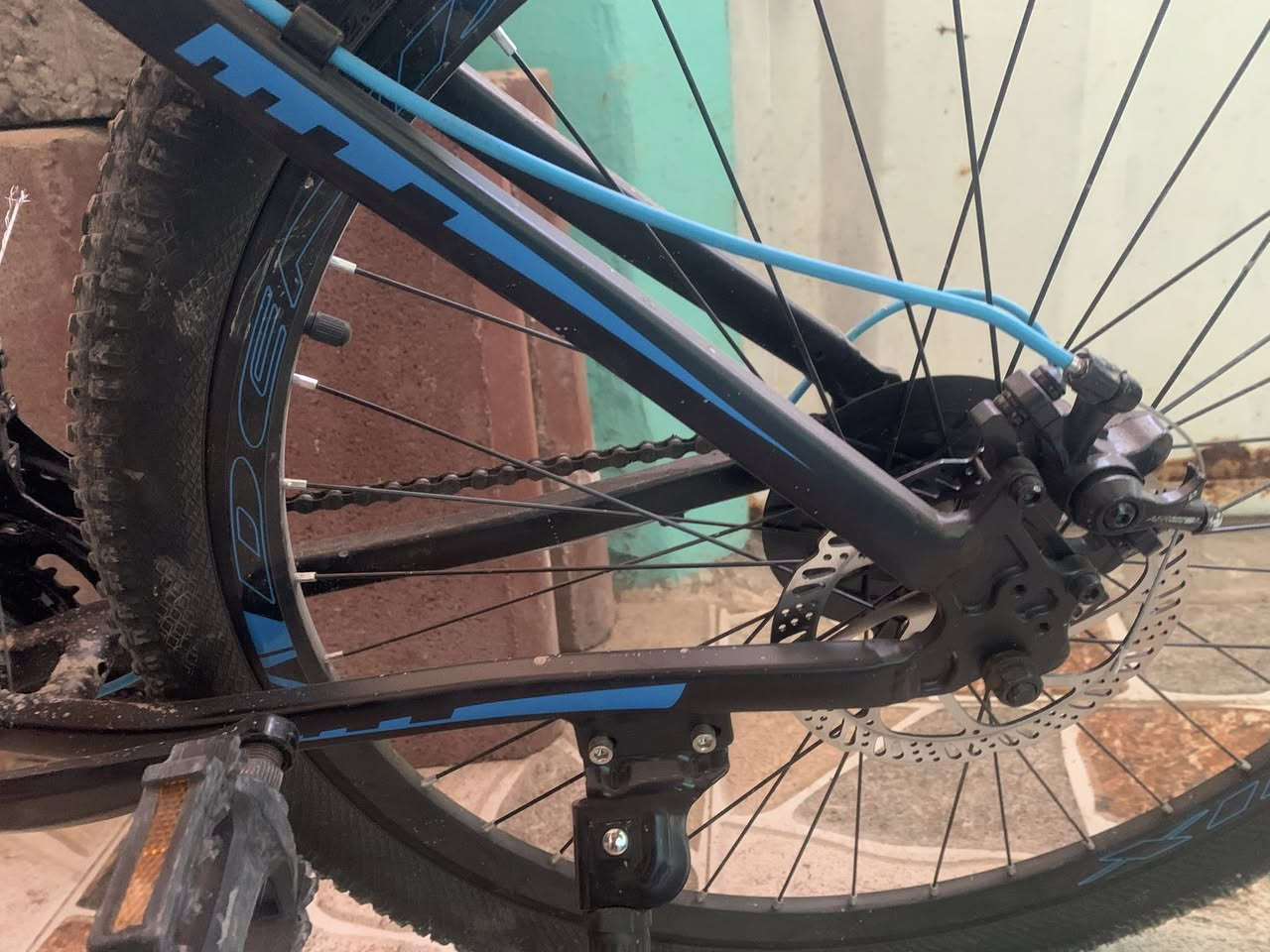 بايسكل ماركة Denix حجم 26
فريم المنيوم جديد مابي ولا شخط وكامل مكمل گير 7 سرعات غراض كامله قفل و واقيات بريكات دسك امامي وخلفي 
للبيع السعر 110 وبي مجال مكاني بغداد الطالبيه 
***********
