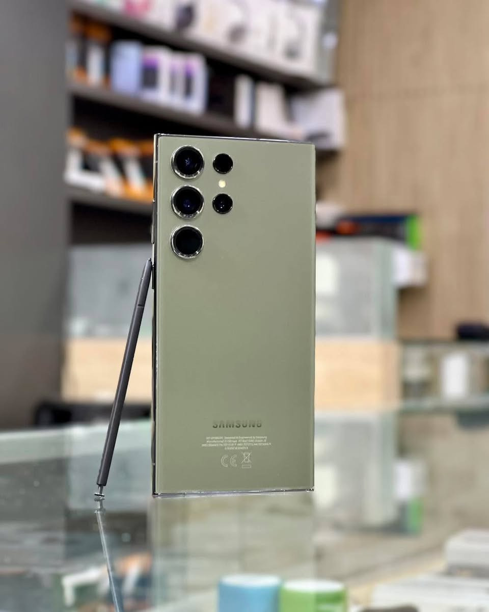 📱سامسونك s23 ultra. للبيع او مراوس 🔥
🛑يدعم ميزة تسجيل 💿مكالمات💿 بلادي📻
اللون زيتوني خطين عربي شرق اوسط عربي 🫆🫆
الذاكرة 512 📥💸 العشوائية 12 
بطارية 5000 🔋تنسه الشحن شرط
جهاز نظيف وكالة وطني الكارتونه ضاعت 🩸
السعر 790 💵مكاني كربلاء 
هاتف 📞 ***********📞
