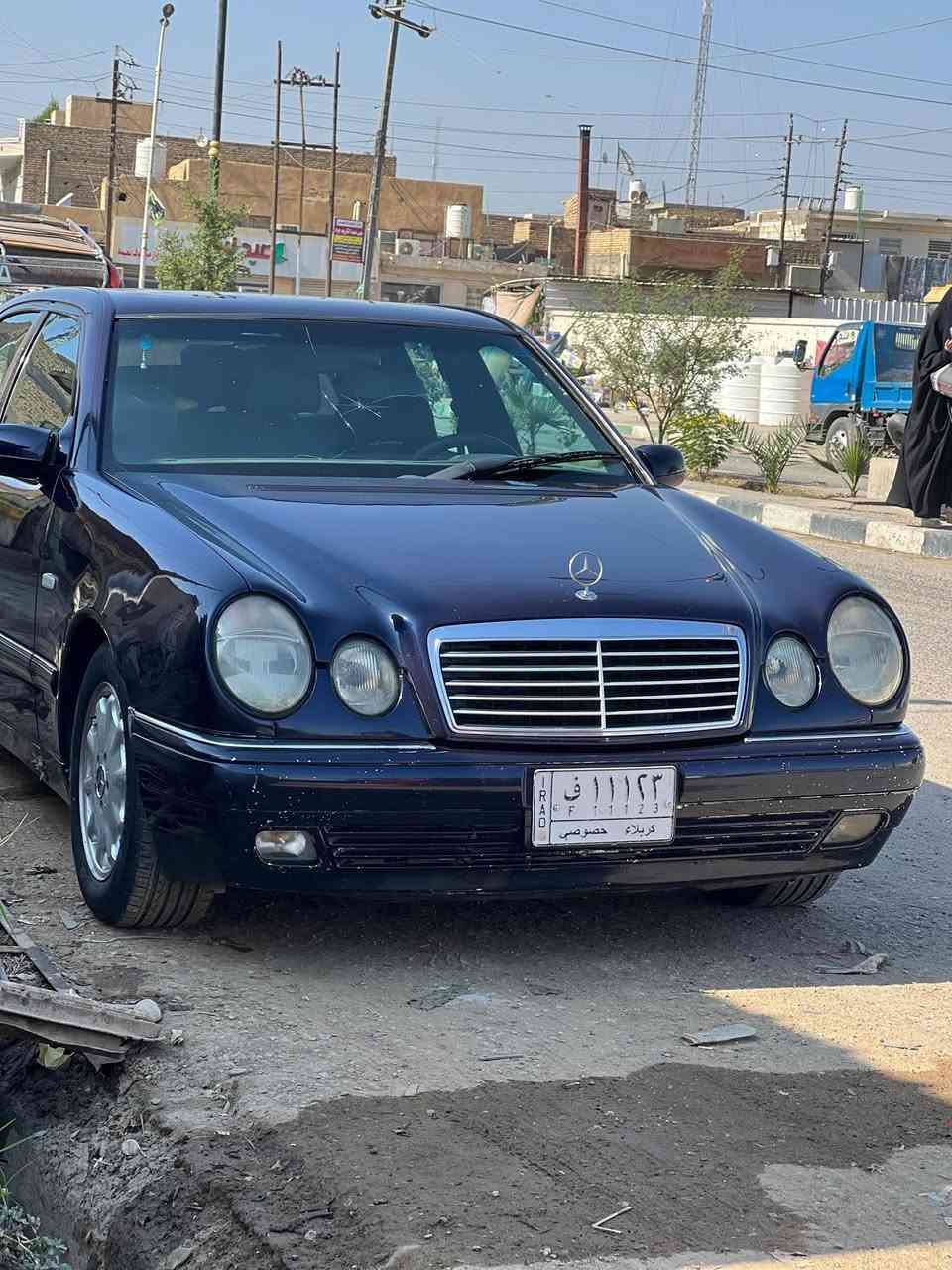 سلام عليكم
للبيع مارسيدس ام عيون 320 موديل 1996 
مكينه خراطيم  سته سلندر وارد ياباني
كير اوتماتيك D4
سياره فول فتحه جام كهرباء كشنات جلد 
داخل رصاصي معروفه مواصفاتها. 
تخم تاير جديد صدر خلفي جديد وامامي 80 ٪ رقم كربلاء شبه مميزسنويه لل2027
 تبريد شغال  منضومه كامله جديده  صبغ عام بدون ضرر
كهربائيات سياره كلها شغاله.
سعر 95وبيه مجال العنوان ذي قار قضاء الرفاعي
***********
