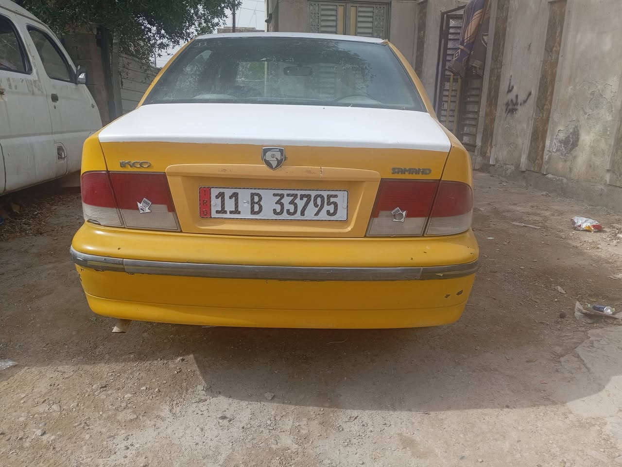 سلام عليكم شباب سمند مديل ١١ باسمي كير ومحرك كفاله بيه صبغ بدواير وجوه تريشه تبريد ثلج هيئه وغرامات مصفرهه سنويه ل٣١ سعر ٢٥ رقم هاتف *********** مكاني بغداد
