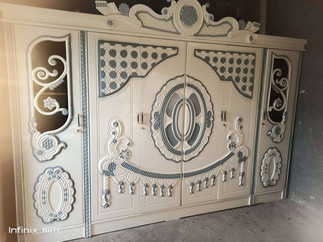 غرفه ام سته تزكام ونظيفه وصبغ جديد ابيع نقد واقصاد العنوان ذي قار قضاء الغراف قرب علوة الاسماك محل نجارة اثير *********** اكرار ابيع نقد وابيع اقصاد
