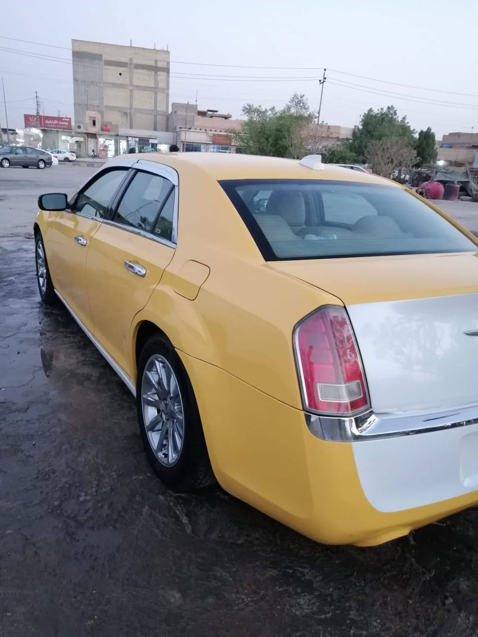 سلام عليكم أوباما 2013 اصل رقم نكليزي بسمي مداور ثاني يوم مكفوله من الضربه ماعدا جاملغ أمامي بدون داخل ايرباك سليم كير ومكينه جدد تبربد منضومه جديد دواخل عسلي  السعر 150 وبيه مجال *********** / *********** مكاني نجف النجف, العراق
