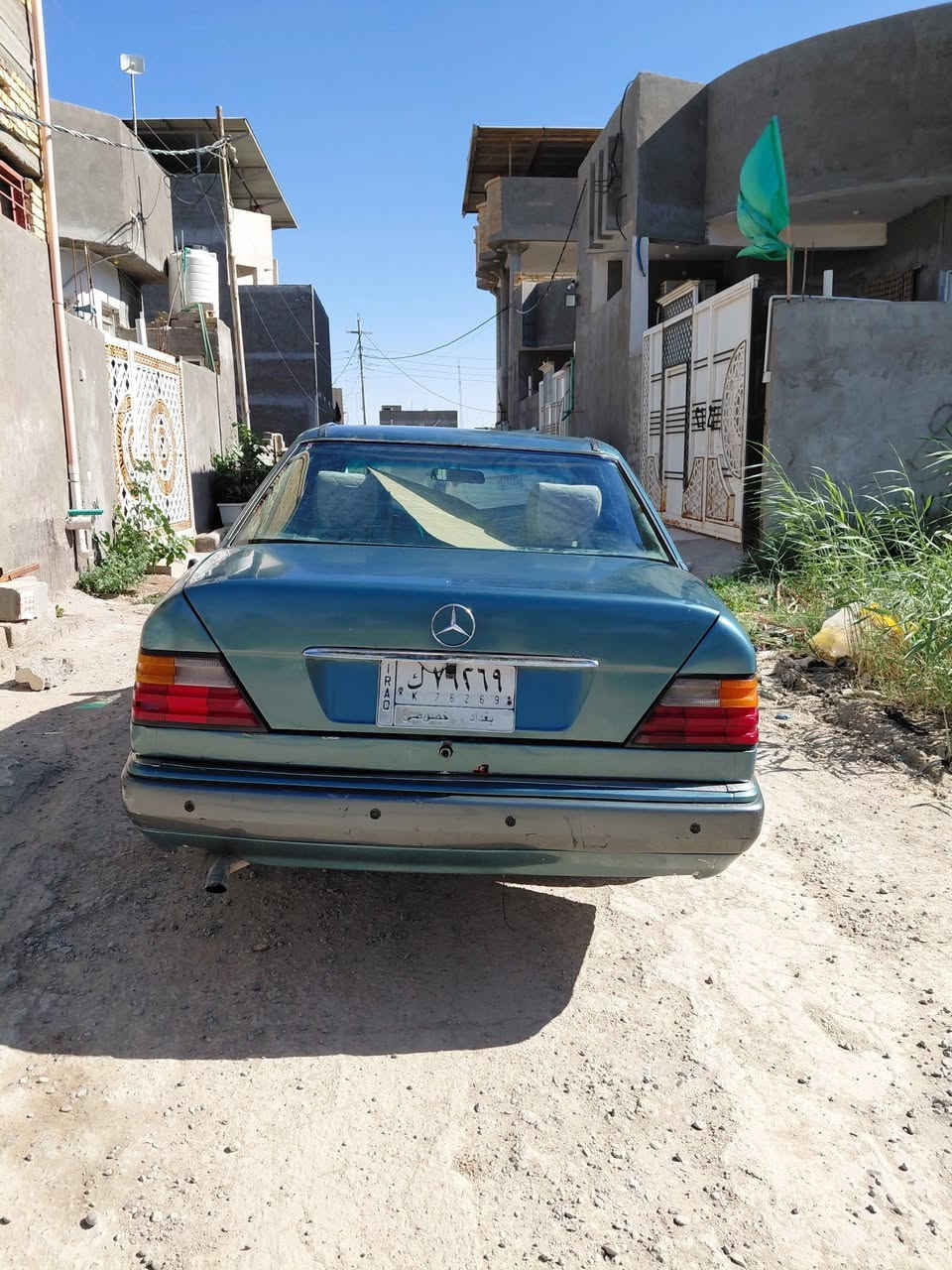 السلام عليكم مرسيدس دب ٨٦ محد بيبي 
كير مكينه كفاله حداده تبريد شغال ويا السويج 
ترايك وين مايعجبك شرط ١٧٠ 
مكينه ففيتي ٢.٥  سنويتها منتهيه رقمها بغداد 
السعر ب ٤٧ وبيها مجال للطيبين


**إذا كنت صاحب هذا الإعلان وتريد حذفه لأي سبب، رجاءا أرسل رسالة إلى الدعم الفني**