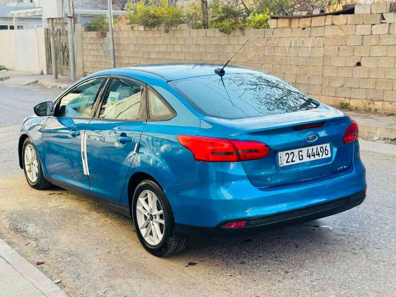 فورد فوكس 2016 جاهزه من كلشي محرك 4سلندر بدون توربو المرغوب حادثها جاملغ وبونت شرط بدون دواخل بدون ايرباكات .رقم اربيل باسمي تحويل وكاله شرط سعر76ومجتل عنوان اربيل 
***********
***********
***********
فورد فوكس 2016 زور جوان بناو خوم  ته بريد توماتيك دو بارجه بوياغ بى ليدران مه كينه 4بستن بى توربو مه رغوب سعرى 76ورقه و مجال شوين هه ولير أربيل, العراق
