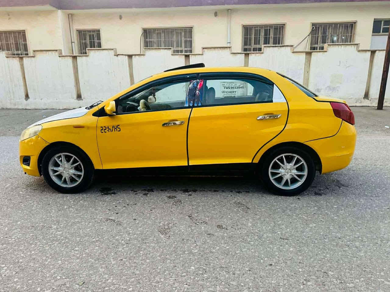 السلام عليكم سياره شيري فلاوين موديل 13للبيع سعر 35وبي مجال بسيط. شرط المحرك والكير قرامات وهيه صفر شرط التحويل والوكاله كاربون مامسجل شرط لا صبغ ولا ضرر بلادي كلهه مراوس حسب القناعه 
للستفسار 
***********

***********
