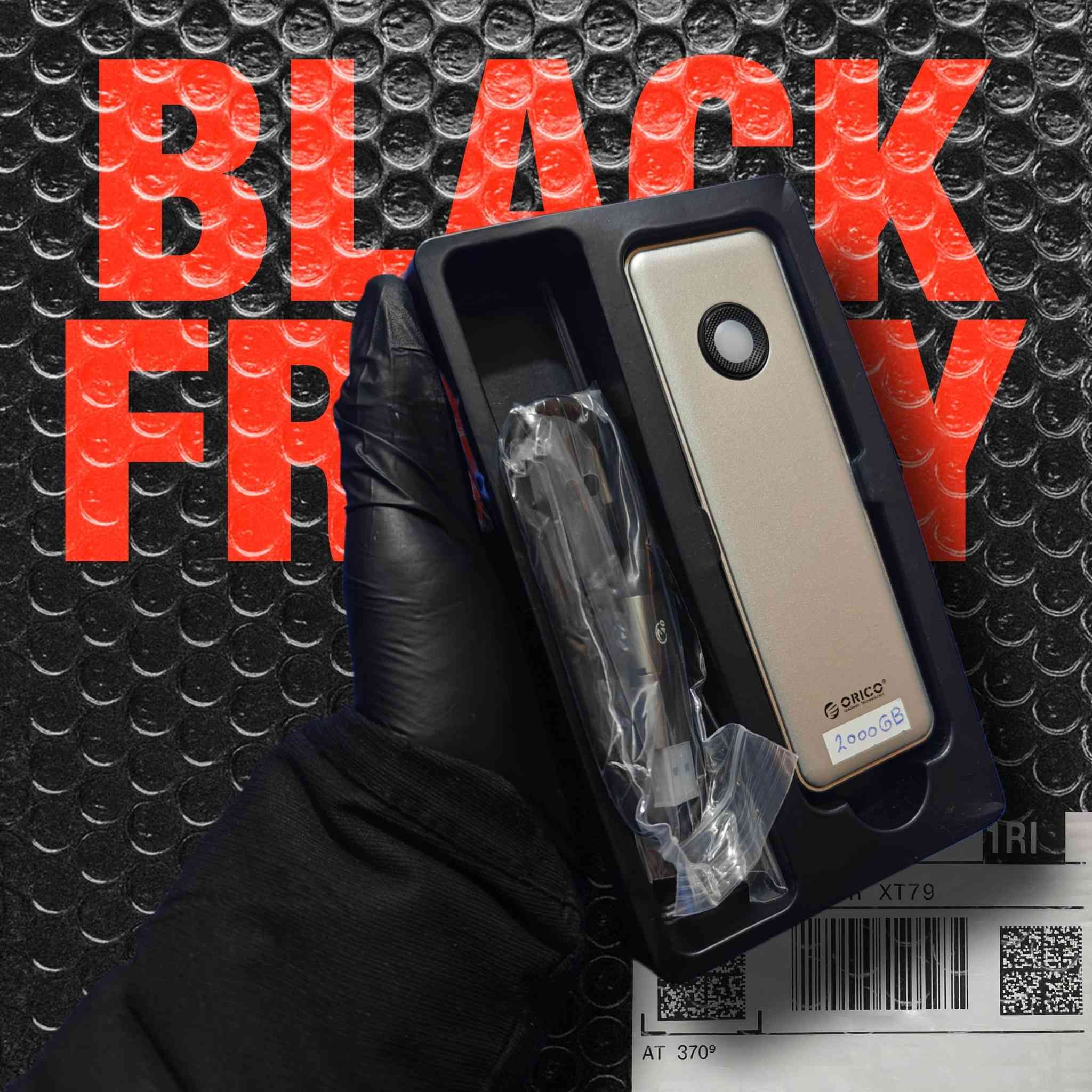 اوريكو هارد خارجي نوع 2TB  SSD NVME GEN4 
مع دعم مشتت حراري ومروحة تبريد فان واضاءة RGB اهل الشركات والمصورين والمصممين والمونتاج هذا فول يخدمكم 
Interface USB4 
Turbo FAN
RGB LIGHTING EFFECTS 
M.2 NVME GEN4
Transmission rate 40GB
*********** توصيل موجود
