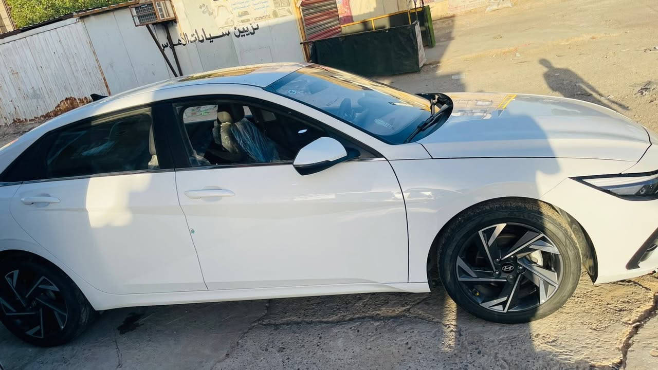 السلام عليكم النترا تجميع 
 للبيع موديل ٢٠٢٤ 
فول مواصفات 
ماشيه ٢٧ 
حادث كما موضح بالمنشور 
***********
السعر ١٢٣ 
٠
