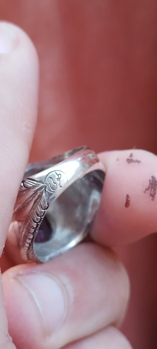 السلام عليــكم
لبيــع  بـ « 40 الــف»   بـــــدون عمله رجاءً قياس «23»
محبس ياقوت افريقيا فرط الرمان  داير نحاس
صياغه المبدع « طوبى»  عيبه شويه ثلمه كما واضح بتاشير 
باقي صور لمحبس بتعليقات خليتهنّ
بدون إحراج توصيل ماكو  ( بدون حجز رجاء اخوي )
مكاني  بغداد مدينه الصدر


**إذا كنت صاحب هذا الإعلان وتريد حذفه لأي سبب، رجاءا أرسل رسالة إلى الدعم الفني**