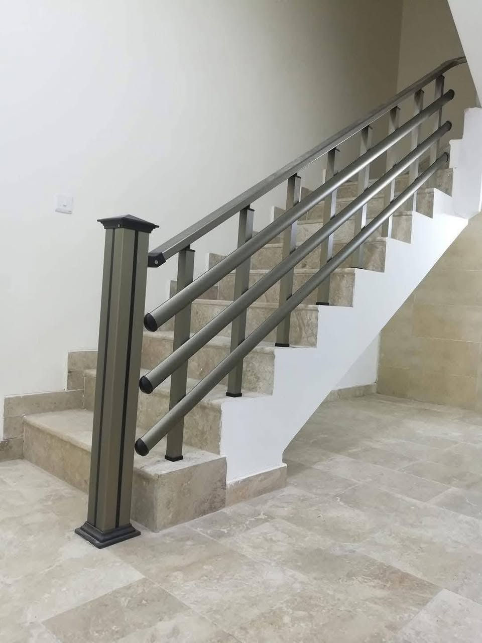 محجرات الألمنيوم التي تجمع بين القوة والمظهر العصري.
✅ تنوع الألوان: تشكيلة واسعة تناسب ديكور منزلك (فضي، ذهبي، أسود، خشبي).
✅ أسعار تنافسية: خطط دفع تناسب الجميع 
الخيار الثاني: التركيز على التصميم (عصري وفخم)
العنوان: لمسة إبداع تجعل منزلك لوحة فنية! 🎨💎
المحجر ليس مجرد وسيلة حماية، بل هو جزء أساسي من جمالية الدرج والبلكونة. اكتشف تشكيلاتنا الجديدة من محجرات الألمنيوم بنقشات عصرية وتصاميم "مودرن" تناسب الفلل والمنازل الحديثة.
⚙️ لماذا تختارنا؟
دقة متناهية في التنفيذ والتركيب.
ألمنيوم عالي الجودة بمواصفات عالمية.
سرعة في الإنجاز والالتزام بالمواعيد.
🔥 عرض خاص لفترة محدودة: خصم خاص عند طلب محجرات للمنزل بالكامل!


**إذا كنت صاحب هذا الإعلان وتريد حذفه لأي سبب، رجاءا أرسل رسالة إلى الدعم الفني**