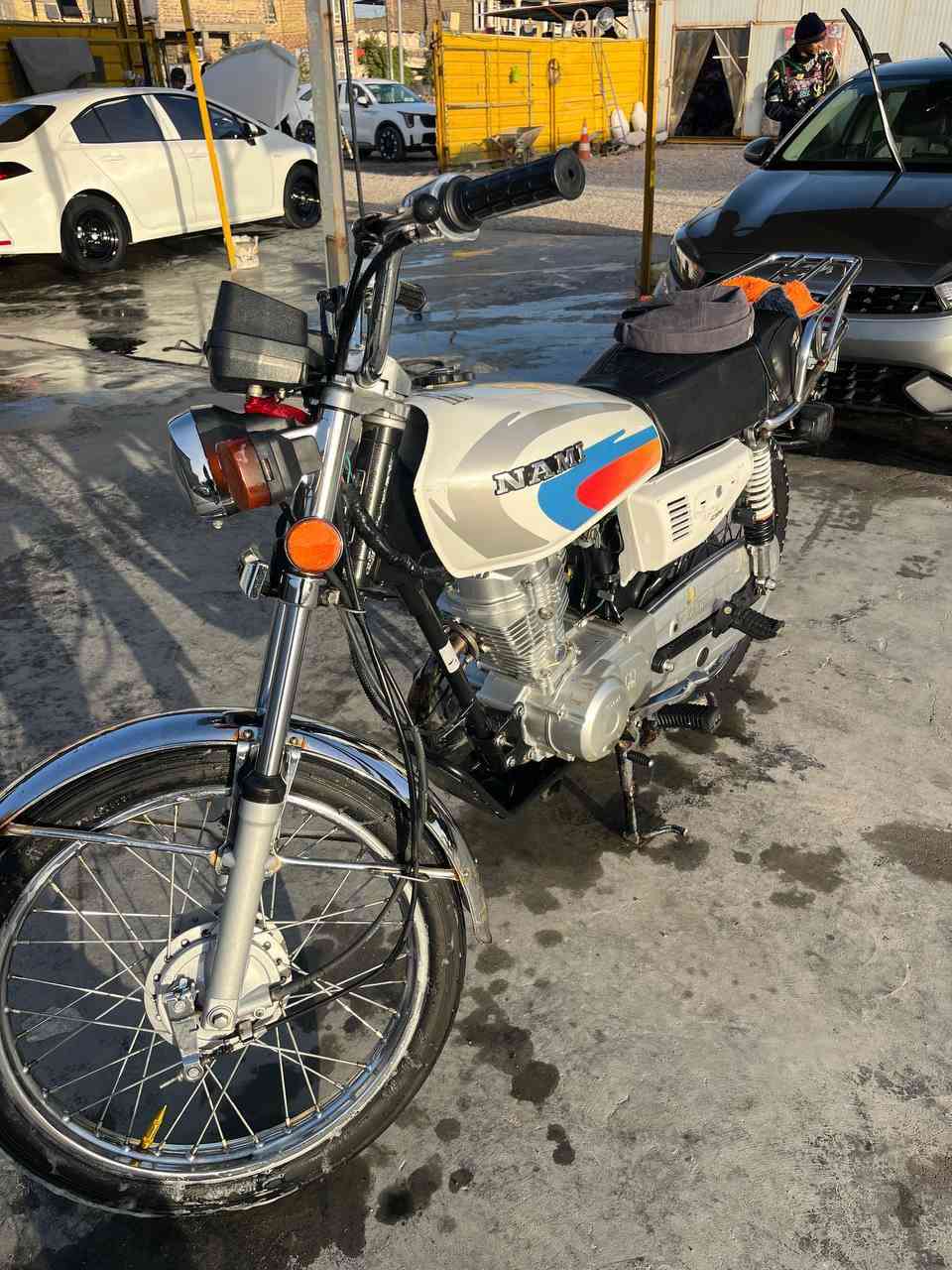 السلام عليكم دراجه 23نضيفه اوراق اصولي للبيع و مراوس شعندك نزل مكاني سماوه رميثه ***********
