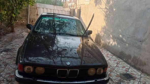 السلام عليكم
Bmw للبيع الدواخل فول تبريد شغال 
رقم بغداد التنته عاطله والكشر يرادله تعديل ودعاميه اماميه هم تعديل تحويل مباشر
كير ومكينه خير من الله السعر 40
*********** 
مكان بابل
